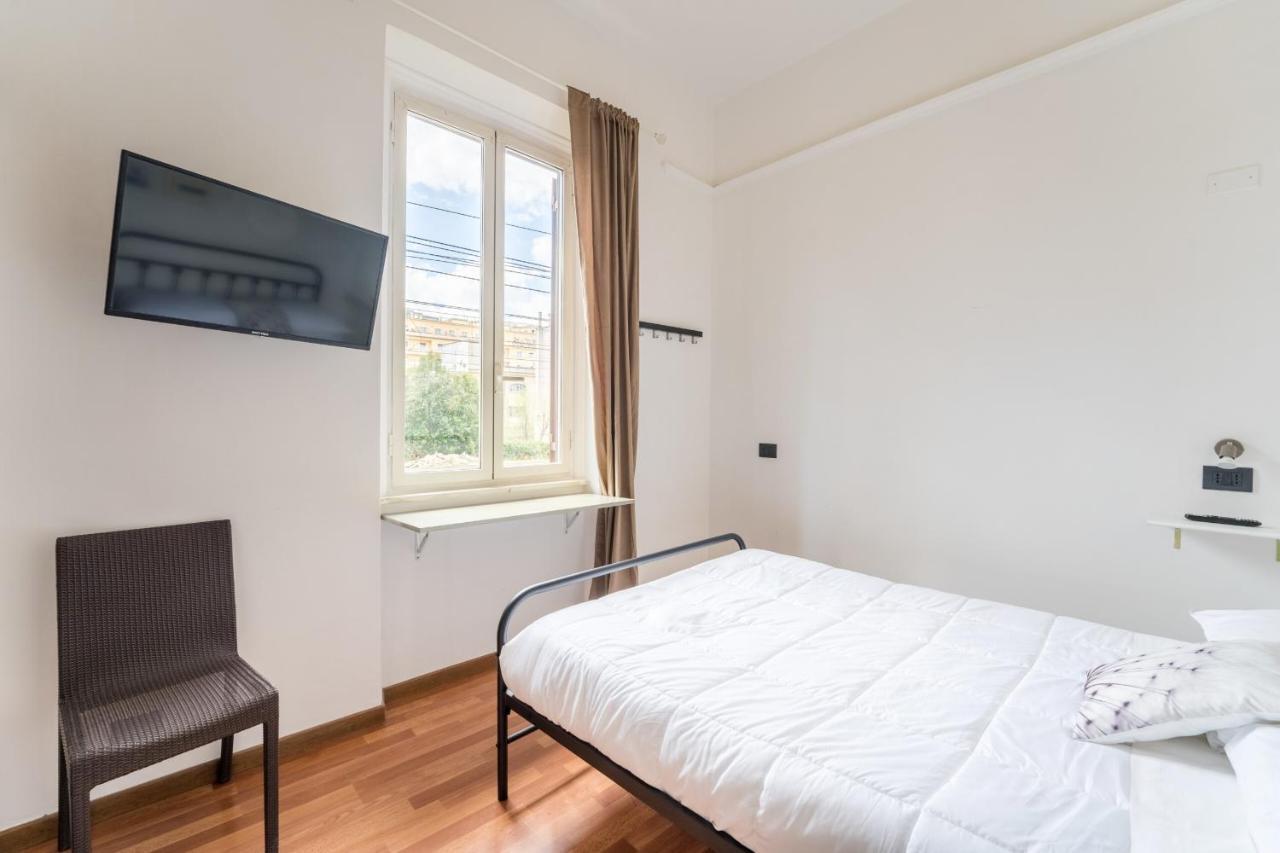 Rooms Piramide Rome Extérieur photo