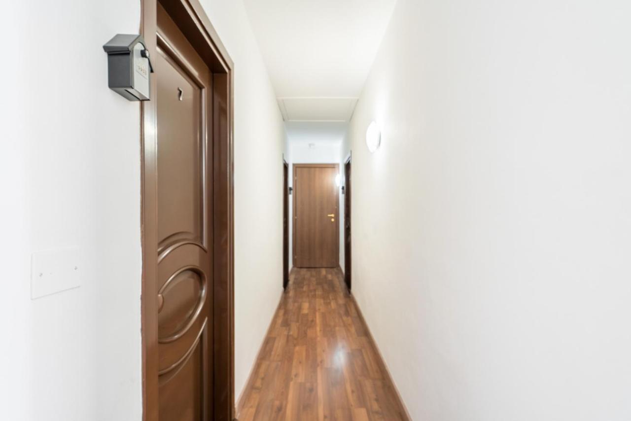 Rooms Piramide Rome Extérieur photo