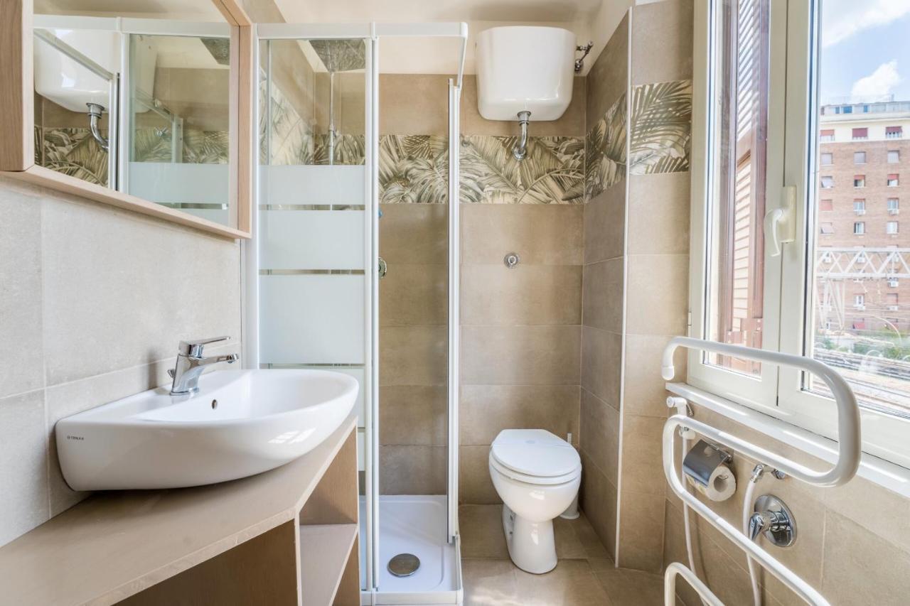 Rooms Piramide Rome Extérieur photo