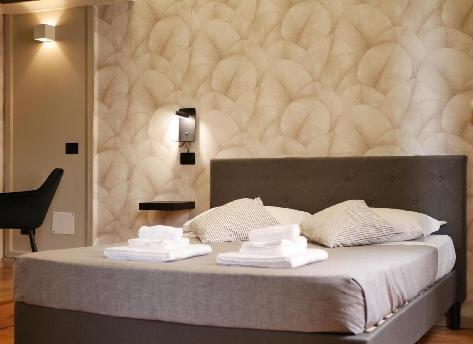 Rooms Piramide Rome Extérieur photo