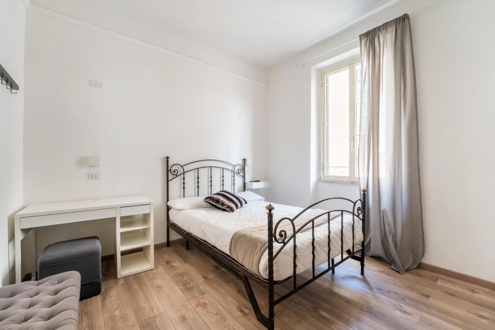 Rooms Piramide Rome Extérieur photo