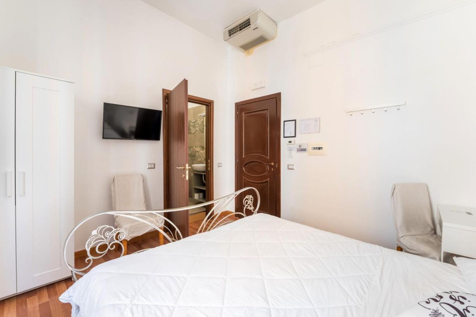 Rooms Piramide Rome Extérieur photo